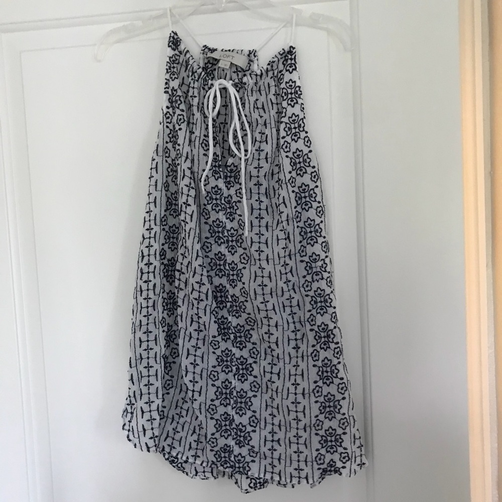 LOFT patterned top